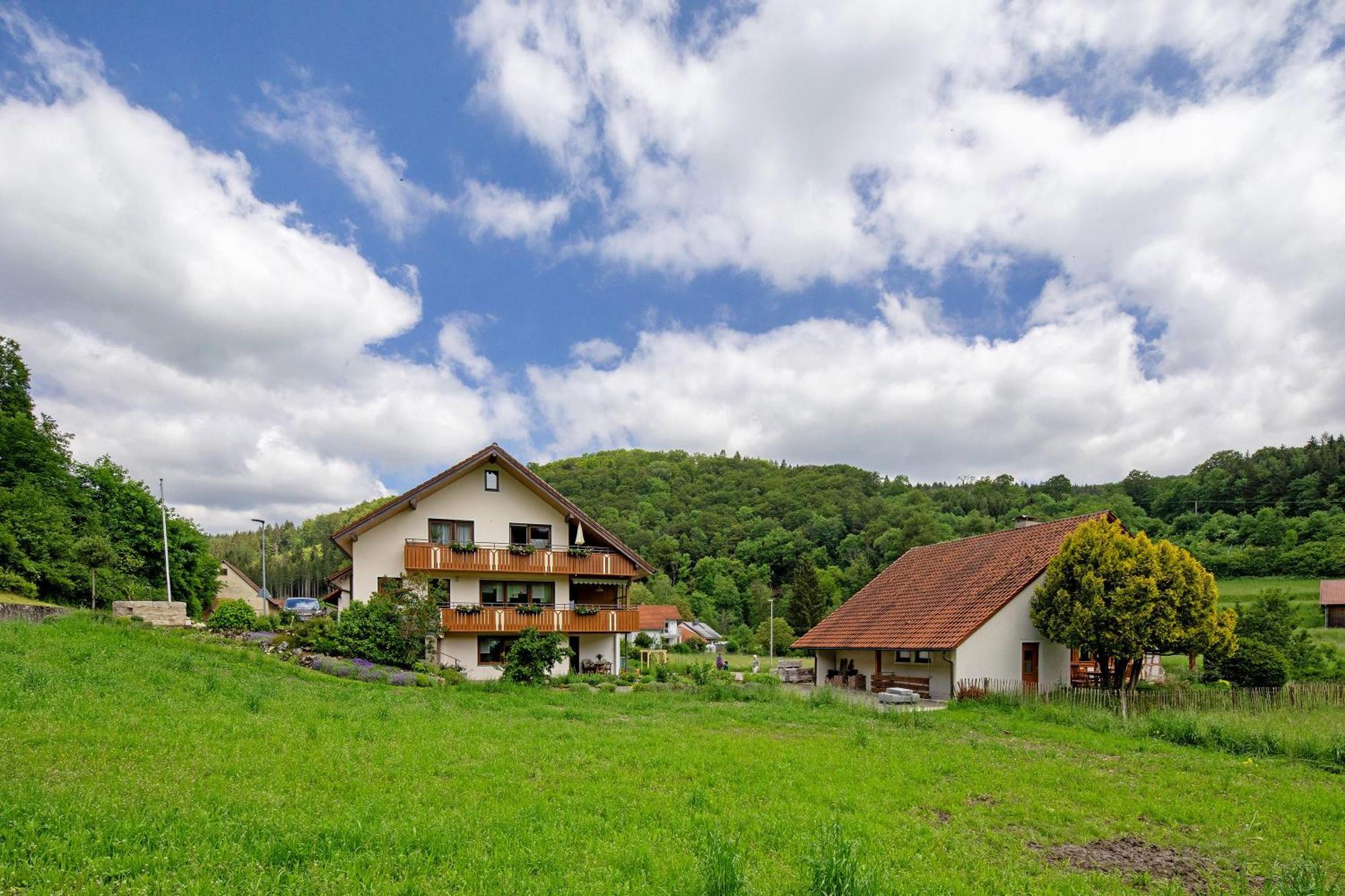 Abendrot Daire Münsingen Dış mekan fotoğraf